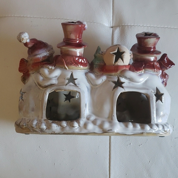 🔥3/$40🔥Ceramic Snowman Family Carolling Choir Tealight Candle Decor - Picture 2 of 3